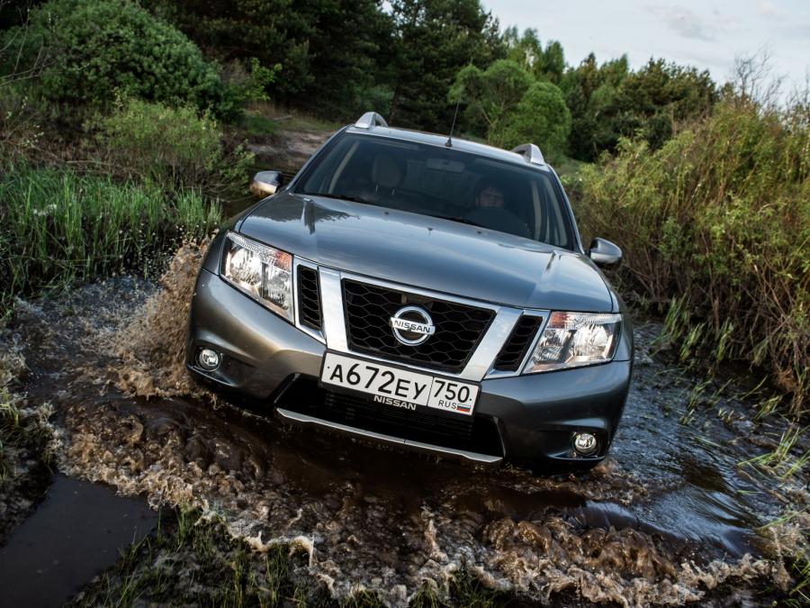  Nissan Terrano 2014 года  (RU) (фото 16 из 32)
